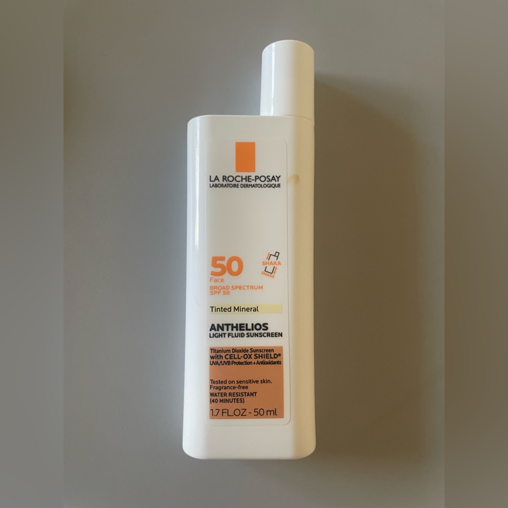 NIB La Roche-Posay Anthelios Sunscreen for Face SPF 50, 1.7 fl oz - Picture 5 of 6